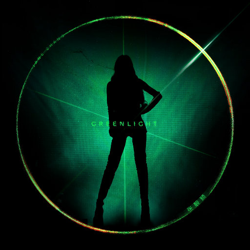 李丽莎被摄影师捏奶头
